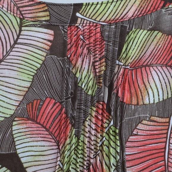 Tropical Print Blouse - Northern Reflections Sleeveless Top - Size S - Picture 4 of 10